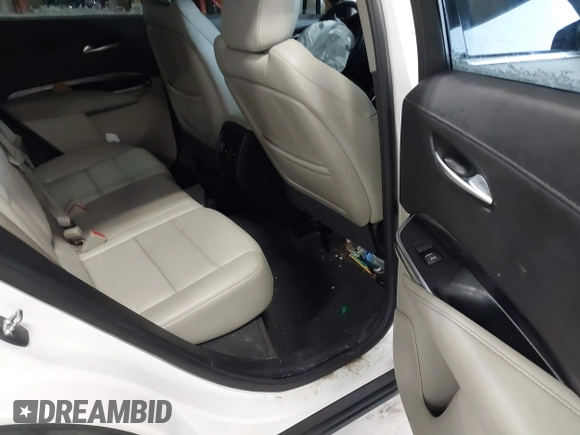 2022 Cadillac XT4 AWD Luxury with VIN 1GYFZBR45NF137676, listed as a IAAI auction lot 41614350 with 38,855 mi miles and . Bid and sale history available at carsss.com. Image 8.