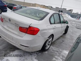 2015 BMW 3 Series 328i xDrive with VIN WBA3B5G52FNS19816, listed as a IAAI auction lot 41494526 with 67,550 mi miles. Bid and sale history available at carsss.com. Image 4.