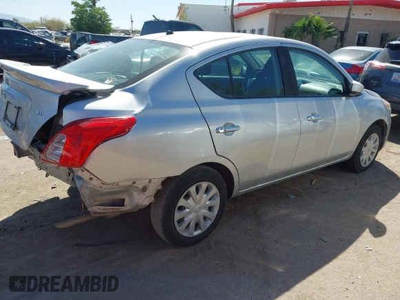 2018 Nissan Versa Sedan SV with VIN 3N1CN7AP8JK438703, listed as a IAAI auction lot 41901137 with 90,646 mi miles. Bid and sale history available at carsss.com. Image 4.