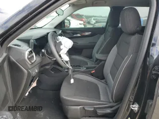 2025 Chevrolet TrailBlazer LT with VIN KL79MPSL8SB030508, listed as a Copart auction lot 52126235 with 3,111 mi miles and Salvage Title. Bid and sale history available at DreamBid. Image 7.