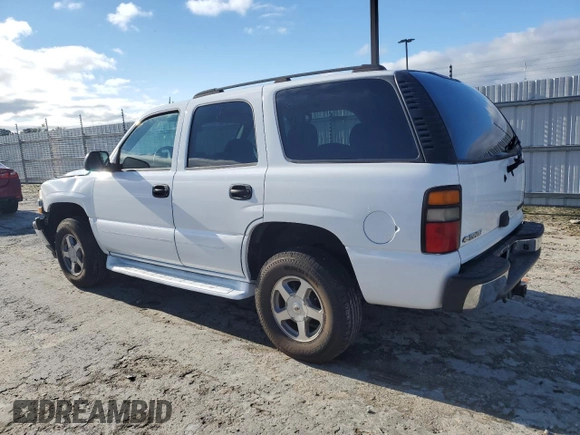 2005 Chevrolet Tahoe LT with VIN 1GNEC13T75J204456, listed as a Copart auction lot 71923524 with 192,705 mi miles and Salvage Title. Bid and sale history available at carsss.com. Image 2.