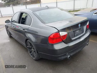 2007 BMW 3 Series 335i with VIN WBAVB73527PA87305, listed as a IAAI auction lot 41277204 with 107,699 mi miles. Bid and sale history available at carsss.com. Image 6.