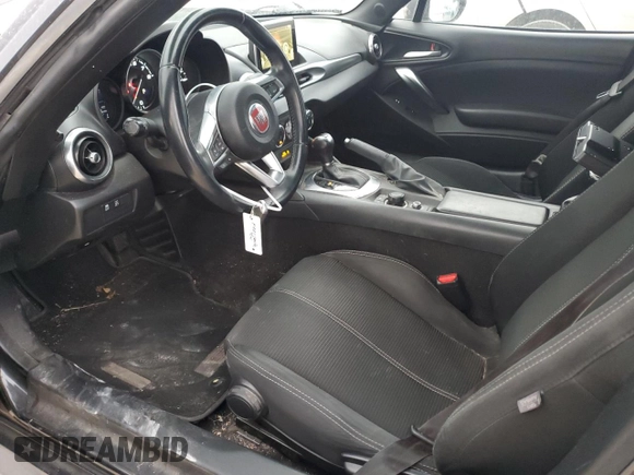2017 FIAT 124 Spider Elaborazione Abarth z VIN JC1NFAEK4H0127606, wystawiony jako Copart lot #88480585 z przebiegiem 43 786 mil mil oraz Szkoda całkowita • Salvage title. Historia ofert i sprzedaży dostępna na DreamBid. Obrazek 7.