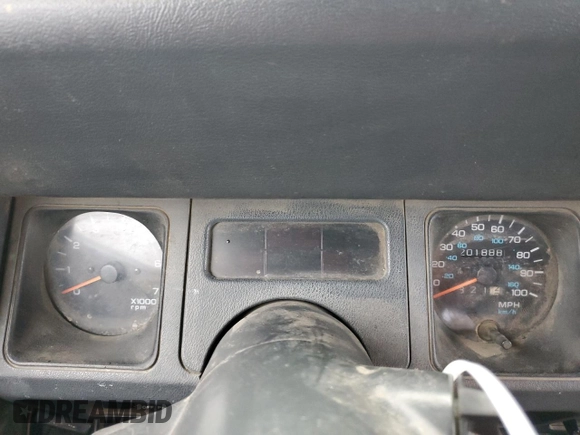 1995 Jeep Wrangler S with VIN 1J4FY19P1SP237075, listed as a Copart auction lot 84763794 with 201,888 mi miles and Salvage Title. Bid and sale history available at carsss.com. Image 9.