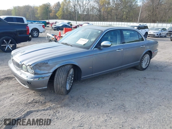 2007 Jaguar XJ Vanden Plas with VIN SAJWA82B27SH12131, listed as a IAAI auction lot 41910244 with 113,068 mi miles and . Bid and sale history available at DreamBid. Image 2.