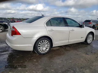 2010 Ford Fusion Hybrid with VIN 3FADP0L39AR185899, listed as a Copart auction lot 51771285 with 86,020 mi miles and Salvage Title. Bid and sale history available at carsss.com. Image 3.
