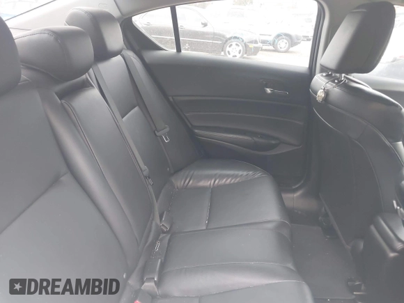 2016 Acura ILX z VIN 19UDE2F33GA013007, wystawiony jako IAAI lot #41902439 z przebiegiem 123 447 mil mil oraz . Historia ofert i sprzedaży dostępna na DreamBid. Obrazek 8.