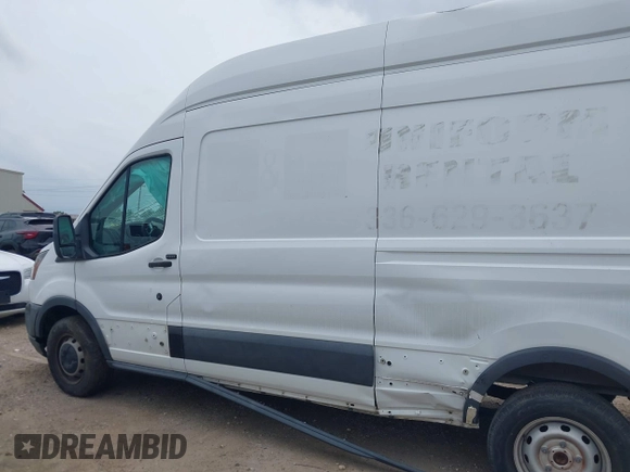 2018 Ford Transit z VIN 1FTBW3XMXJKB24221, wystawiony jako IAAI lot #42425978 z przebiegiem 77 666 mil mil oraz . Historia ofert i sprzedaży dostępna na DreamBid. Obrazek 15.
