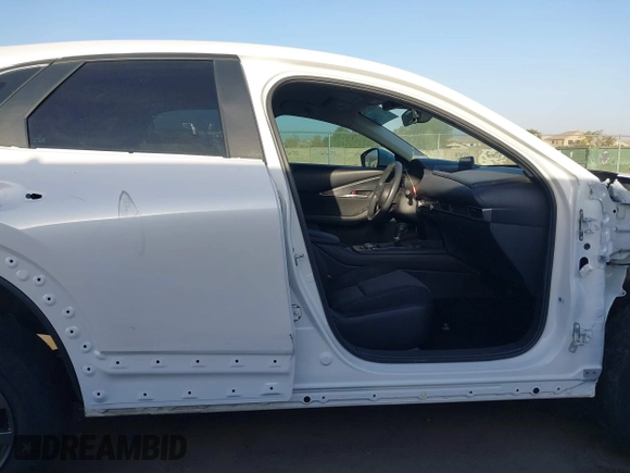 2021 Mazda CX-30 S with VIN 3MVDMAAL5MM303944, listed as a IAAI auction lot 41687532 with 35,379 mi miles and . Bid and sale history available at DreamBid. Image 14.