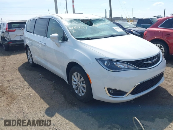 2018 Chrysler Pacifica Touring Plus with VIN 2C4RC1FG8JR125229, listed as a IAAI auction lot 41907817 with 107,914 mi miles and . Bid and sale history available at DreamBid. Image 1.