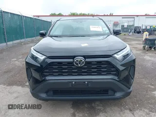 2022 Toyota RAV4 XLE with VIN 2T3P1RFVXNC259957, listed as a IAAI auction lot 42601471 with 39,696 mi miles and . Bid and sale history available at DreamBid. Image 12.