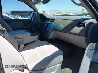 2008 Chevrolet Tahoe LS with VIN 1GNFC13C68R143398, listed as a IAAI auction lot 41970038 with 205,873 mi miles and . Bid and sale history available at DreamBid. Image 5.