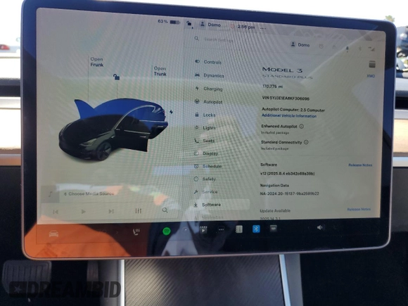2019 Tesla Model 3 Mid Range z VIN 5YJ3E1EA8KF306096, wystawiony jako Copart lot #54790755 z przebiegiem 170 775 mil mil oraz Szkody całkowita. Historia ofert i sprzedaży dostępna na DreamBid. Obrazek 9.