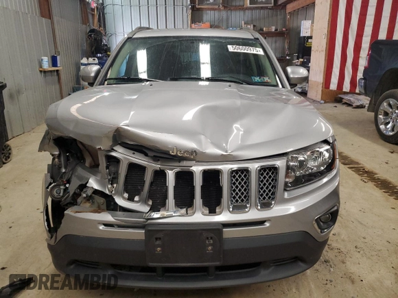 2016 Jeep Compass Latitude with VIN 1C4NJDEB9GD785500, listed as a Copart auction lot 50600975 with 86,649 mi miles and Salvage Title. Bid and sale history available at carsss.com. Image 5.