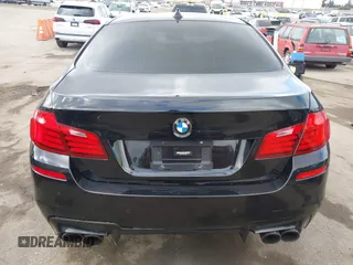 2016 BMW M5 z VIN WBSFV9C54GD595793, wystawiony jako IAAI lot #42101121 z przebiegiem 58 775 mil mil oraz . Historia ofert i sprzedaży dostępna na DreamBid. Obrazek 15.