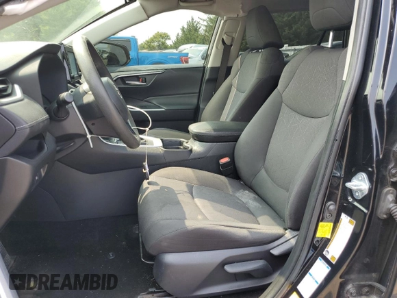 2019 Toyota RAV4 XLE with VIN JTMP1RFV8KJ001784, listed as a Copart auction lot 59109235 with 98,858 mi miles and Salvage title. Bid and sale history available at DreamBid. Image 7.