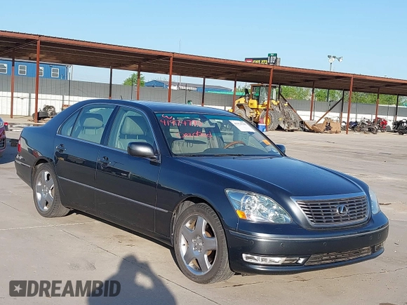 2005 Lexus LS 430 with VIN JTHBN36F155026302, listed as a IAAI auction lot 41974790 with 157,902 mi miles. Bid and sale history available at carsss.com. Image 1.