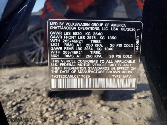 2020 Volkswagen Atlas Cross Sport 3.6L V6 SEL Premium R-Line with VIN 1V2TE2CA5LC217625, listed as a Copart auction lot 82739734 with 64,346 mi miles and Salvage Title. Bid and sale history available at carsss.com. Image 13.