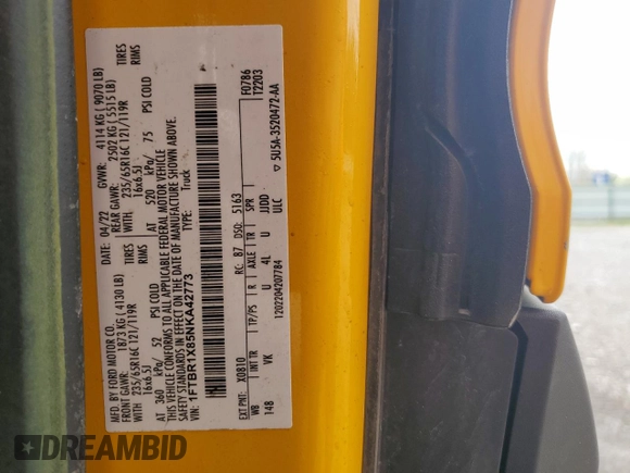 2022 Ford Transit Cargo z VIN 1FTBR1X85NKA42773, wystawiony jako Copart lot #57188295 z przebiegiem 59 108 mil mil oraz Szkody całkowita. Historia ofert i sprzedaży dostępna na DreamBid. Obrazek 14.