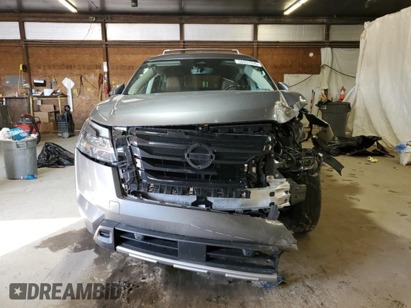 2023 Nissan Pathfinder Platinum с VIN 5N1DR3DK6PC228996, выставлен на аукционе Copart как лот 58937335 с пробегом 24 356 миль миль и Списание • Salvage title. История ставок и продаж доступна на DreamBid. Изображение 5.
