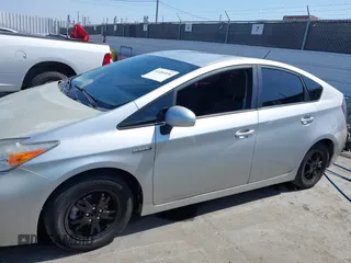 2015 Toyota Prius Four with VIN JTDKN3DU1F1986165, listed as a IAAI auction lot 42281036 with 212,838 mi miles and . Bid and sale history available at DreamBid. Image 14.