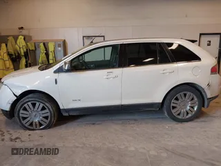 2008 Lincoln MKX with VIN 2LMDU88C58BJ28148, listed as a IAAI auction lot 41983477 with 234,905 mi miles and . Bid and sale history available at DreamBid. Image 14.
