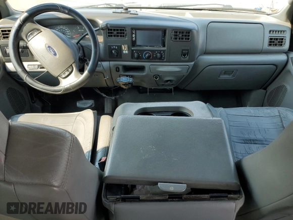 2004 Ford Super Duty F-250 XL with VIN 1FTNW21P94ED89516, listed as a Copart auction lot 70998904 with 351,625 mi miles and Salvage Title. Bid and sale history available at carsss.com. Image 8.