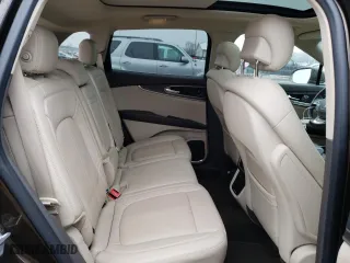 2020 Lincoln Nautilus Reserve with VIN 2LMPJ8KP0LBL27652, listed as a Copart auction lot 43424493 with 43,988 mi miles. Bid and sale history available at carsss.com. Image 10.