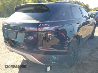 2019 Land Rover Range Rover Velar R-Dynamic SE with VIN SALYL2EX7KA784128, listed as a IAAI auction lot 41929807 with 62,401 mi miles. Bid and sale history available at carsss.com. Image 4.