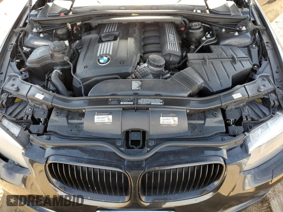 2013 BMW 3 Series 328i xDrive with VIN WBAKF5C5XDE658197, listed as a Copart auction lot 84972894 with 118,060 mi miles and Salvage Title. Bid and sale history available at carsss.com. Image 12.