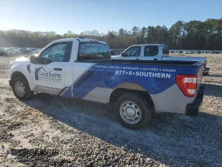 2023 Ford F-150 XL with VIN 1FTMF1CB2PKG05574, listed as a Copart auction lot 49050295 with 33,563 mi miles and Salvage Title. Bid and sale history available at carsss.com. Image 2.