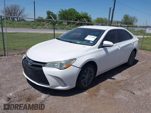 2015 Toyota Camry XLE with VIN 4T1BF1FK2FU895574, listed as a IAAI auction lot 41993588 with 107,377 mi miles. Bid and sale history available at carsss.com. Image 17.