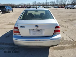 2004 Volkswagen Jetta GL с VIN 3VWRK69M84M103564, выставлен на аукционе Copart как лот 45903535 с пробегом 199 904 миль миль и Чистый • Clean title. История ставок и продаж доступна на DreamBid. Изображение 6.