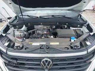2024 Volkswagen Atlas SEL Premium R-Line with VIN 1V2FR2CA7RC598307, listed as a IAAI auction lot 42326908 with 16,792 mi miles and . Bid and sale history available at DreamBid. Image 10.