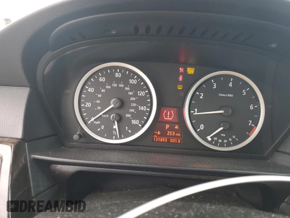 2006 BMW 5 Series 530xi with VIN WBANN73516CN00101, listed as a Copart auction lot 75355904 with 121,893 mi miles and Salvage Title. Bid and sale history available at carsss.com. Image 9.