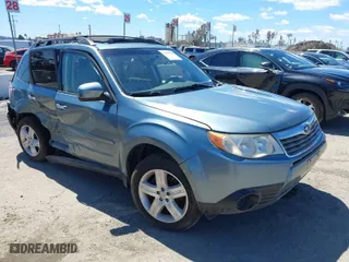 2010 Subaru Forester 2.5X Premium with VIN JF2SH6CC3AH717412, listed as a IAAI auction lot 38214968 with 94,585 mi miles. Bid and sale history available at carsss.com. Image 1.
