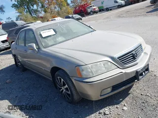 2002 Acura RL with VIN JH4KA96502C008421, listed as a IAAI auction lot 39372947 with 1 mi miles. Bid and sale history available at carsss.com. Image 1.