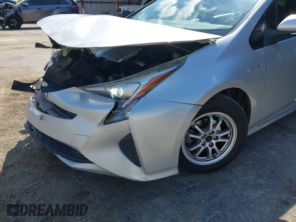 2016 Toyota Prius Two with VIN JTDKBRFU3G3005025, listed as a IAAI auction lot 41893173 with 152,130 mi miles and . Bid and sale history available at DreamBid. Image 6.