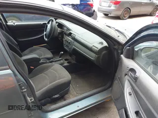 2006 Dodge Stratus SXT z VIN 1B3EL46X66N208504, wystawiony jako IAAI lot #42288536 z przebiegiem 126 430 mil mil oraz . Historia ofert i sprzedaży dostępna na DreamBid. Obrazek 5.