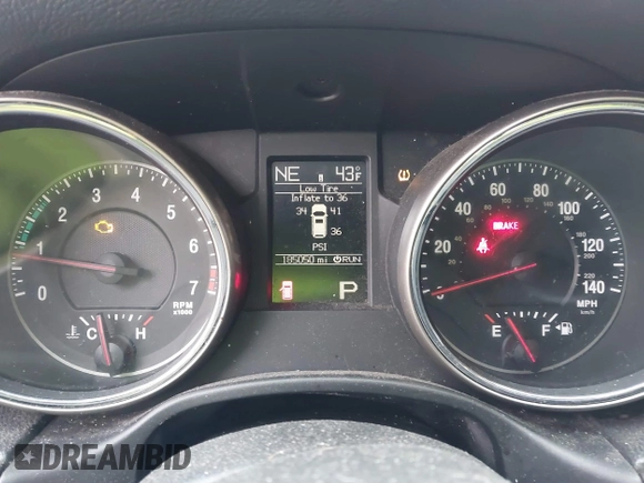 2013 Jeep Grand Cherokee Laredo with VIN 1C4RJEAG2DC573970, listed as a IAAI auction lot 41892914 with 185,050 mi miles. Bid and sale history available at carsss.com. Image 7.