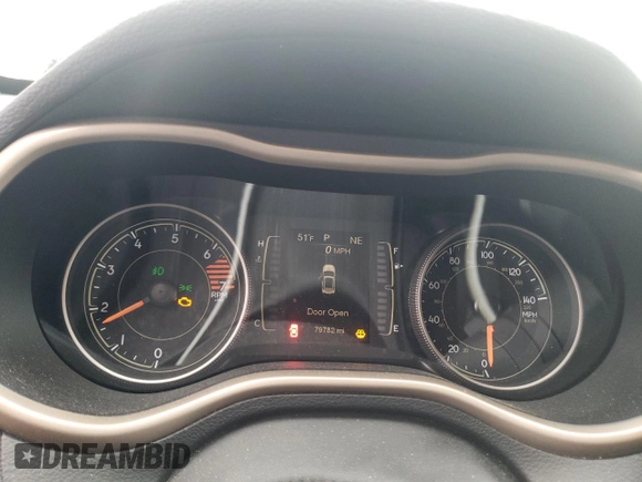 2017 Jeep Cherokee Latitude z VIN 1C4PJLCB3HW535908, wystawiony jako Copart lot #57887185 z przebiegiem 79 782 mil mil oraz Szkoda całkowita • Salvage title. Historia ofert i sprzedaży dostępna na DreamBid. Obrazek 9.