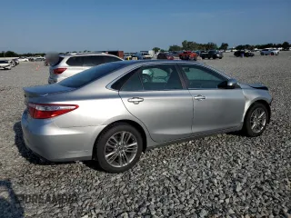 2015 Toyota Camry XLE z VIN 4T1BF1FK6FU058827, wystawiony jako Copart lot #56230185 z przebiegiem 202 052 mil mil oraz Szkoda całkowita • Salvage title. Historia ofert i sprzedaży dostępna na DreamBid. Obrazek 3.