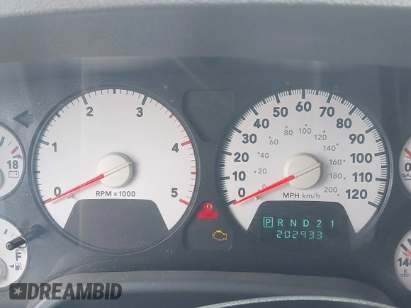 2006 Dodge 3500 SLT z VIN 3D7LX38CX6G191784, wystawiony jako IAAI lot #42267999 z przebiegiem 202 933 mil mil oraz . Historia ofert i sprzedaży dostępna na DreamBid. Obrazek 7.