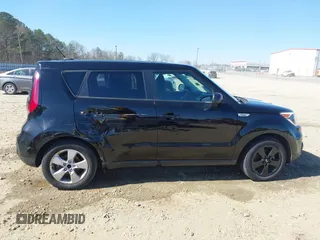 2018 Kia Soul with VIN KNDJN2A27J7505284, listed as a IAAI auction lot 41686793 with 104,821 mi miles and . Bid and sale history available at DreamBid. Image 13.