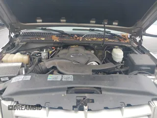 2005 Cadillac Escalade ESV z VIN 3GYFK66NX5G147854, wystawiony jako IAAI lot #42375952 z przebiegiem Nie podano mil oraz . Historia ofert i sprzedaży dostępna na DreamBid. Obrazek 10.