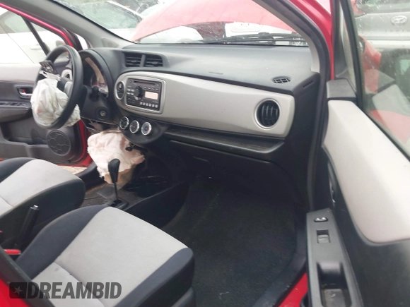2013 Toyota Yaris L with VIN JTDKTUD32DD554425, listed as a IAAI auction lot 40961115 with 1 mi miles. Bid and sale history available at carsss.com. Image 5.