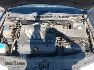 1999 Volkswagen Jetta GLS with VIN 3VWSA29M2XM059806, listed as a IAAI auction lot 42632422 with 142,674 mi miles and . Bid and sale history available at DreamBid. Image 10.