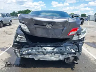 2009 Toyota Camry z VIN 4T1BE46K89U372357, wystawiony jako IAAI lot #42194247 z przebiegiem 160 352 mil mil oraz . Historia ofert i sprzedaży dostępna na DreamBid. Obrazek 16.