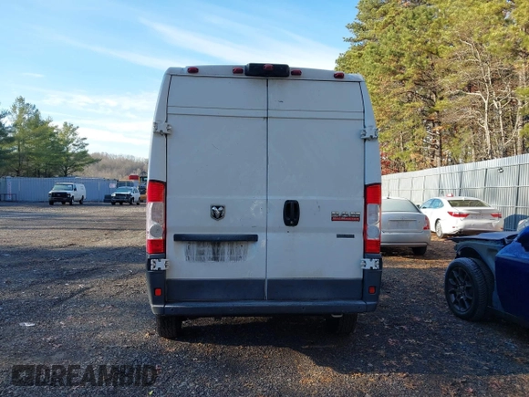 2018 Ram ProMaster Cargo with VIN 3C6TRVCG6JE110222, listed as a IAAI auction lot 41010863 with 75,639 mi miles and . Bid and sale history available at DreamBid. Image 16.