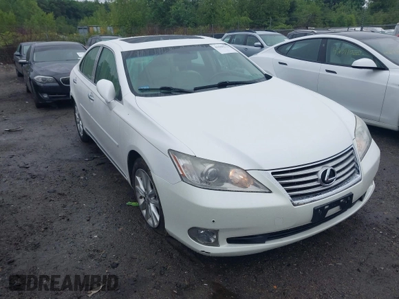 2012 Lexus ES 330 z VIN JTHBK1EG6C2490871, wystawiony jako IAAI lot #42508216 z przebiegiem 131 468 mil mil oraz . Historia ofert i sprzedaży dostępna na DreamBid. Obrazek 1.